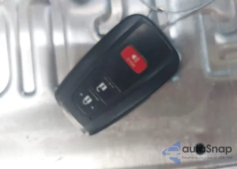 2020 Toyota Prius Le z USA, uszkodzony, nr VIN JTDKARFU3L3121662